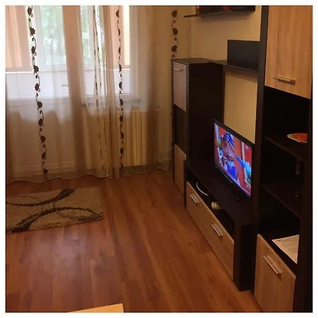 Erich Apartman *